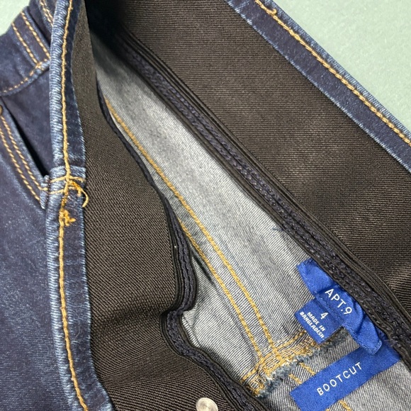 Women’s sliming boot cut Dark Blue jeans with comfort waist band- Size 4 regular - Picture 4 of 4